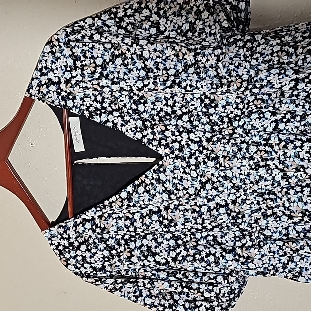 A Beautiful Soul Mini Floral Dress - Picture 3 of 11